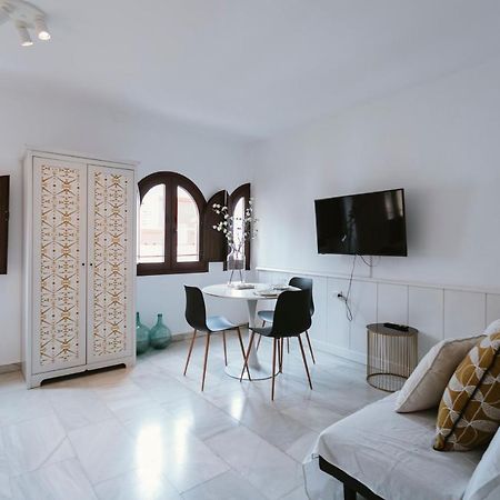 Complete Studio With Terrace - 1Bth- La Giralda Apartment Sevilla Exterior foto